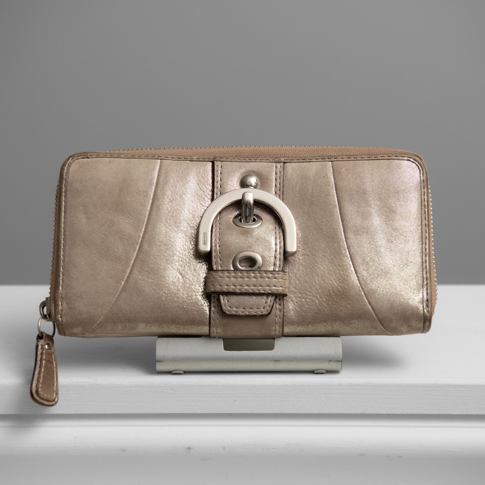 Coach Soho Metallic Champagne Soft Leather Buckle Zip Wallet Y2K Glam Chic